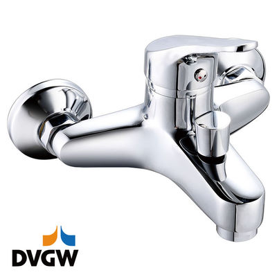 4135-10 diperakui DVGW, paip loyang tuil tunggal pengadun tab mandi air panas/sejuk yang dipasang di dinding