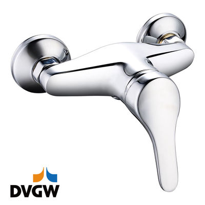 4135-20 DVGW diperakui, paip loyang tuil tunggal pengadun pancuran mandian air panas/sejuk yang dipasang di dinding
